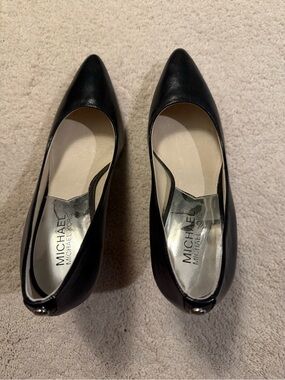 Michael Kors Black Leather Pump